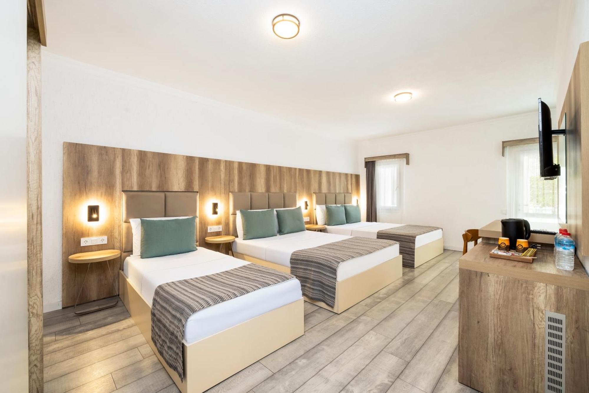 Hotel Costa Maya 3*