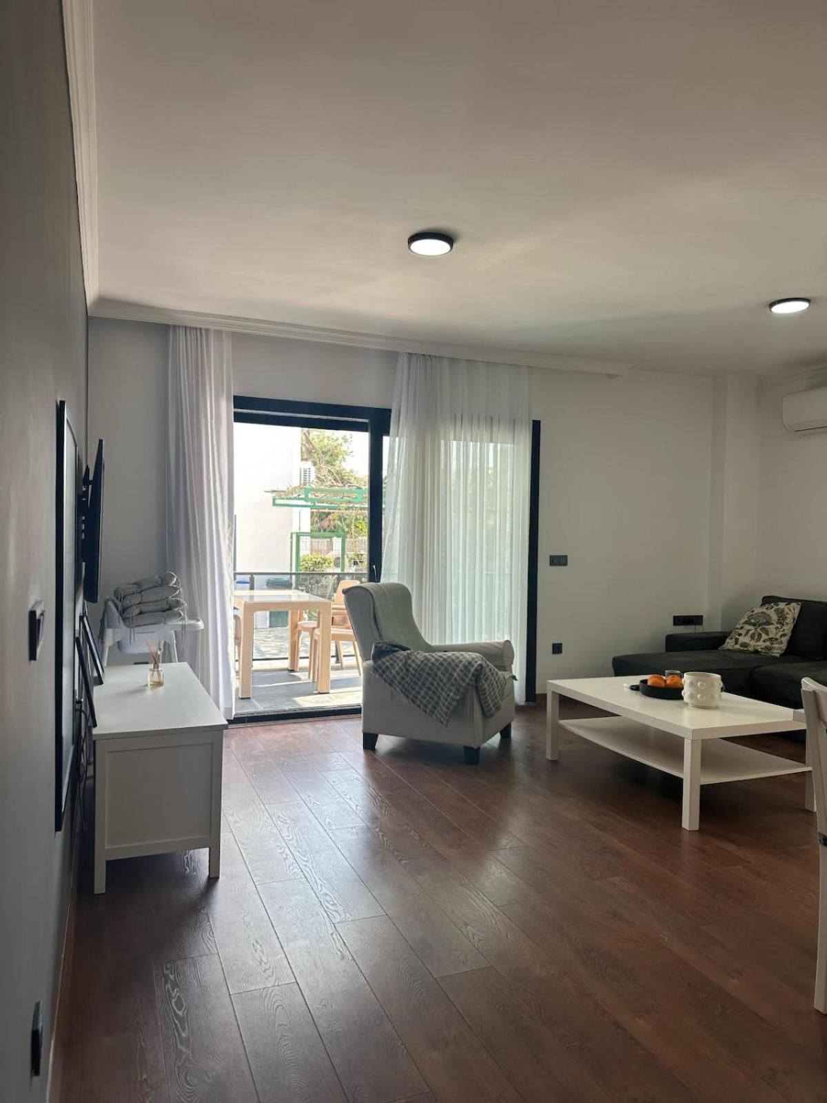 300m To 2 Bedroom Garden Floor Flat With Pool - Yeni Duenya A1 * Bodrum