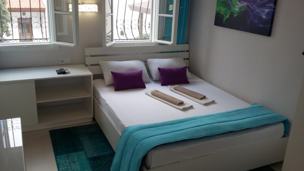 Albatros Otel *