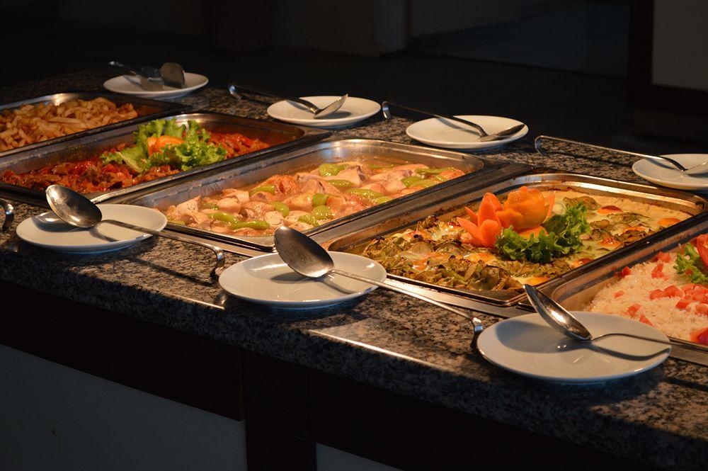 Peda Gumbet Holiday Beach Resort 3*