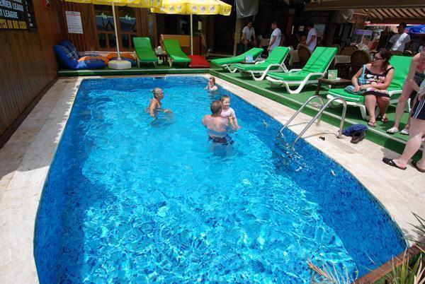 Green Beach Otel 5*