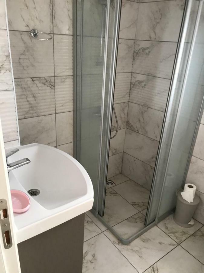 Aparthotel Ugur *