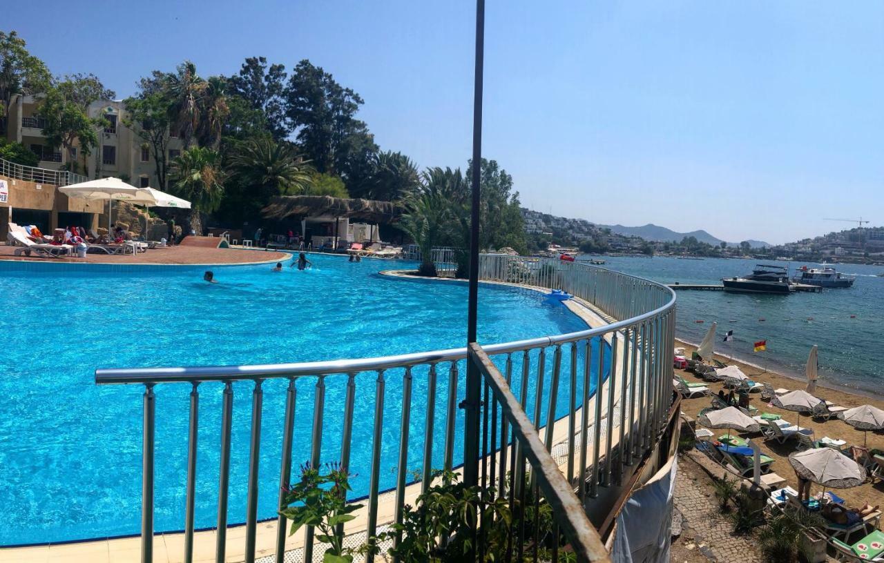 Tilkicik Yali Daireleri Club Flipper Yalikavak