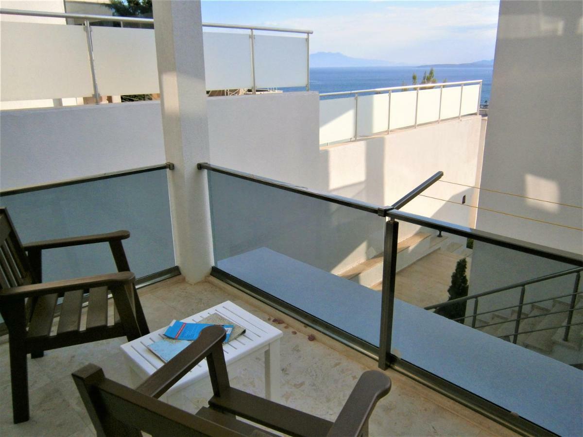 Vista Suites