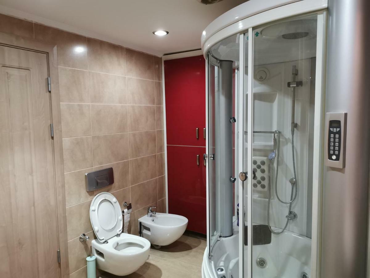 Apartment Nuhun Evleri