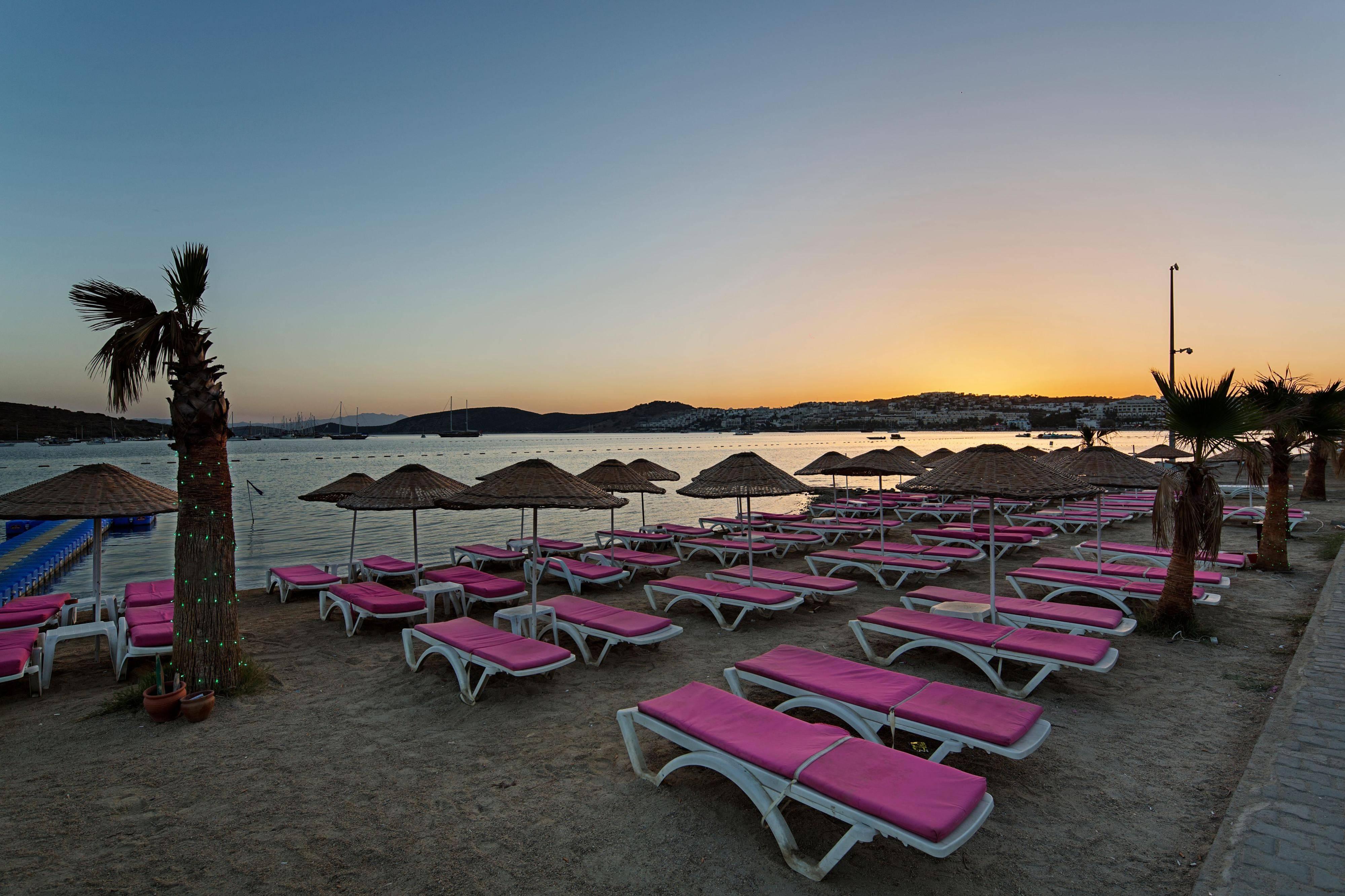 Ladonia Delmare Hotel 2*