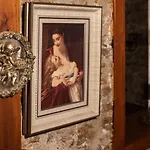 Tas Mori Butik Otel