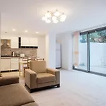 Comfy Flat W Patio 3 Min To Beach In Bodrum