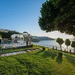 Beach Front Super Villa Boss 2