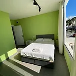Xo Hostels Bjv