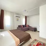 Stylish Peaceful Gem In Bodrum Center