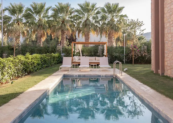 Mimosa Mansions