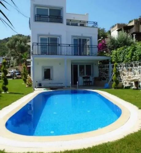 Bodrum Sea View Flower Villa