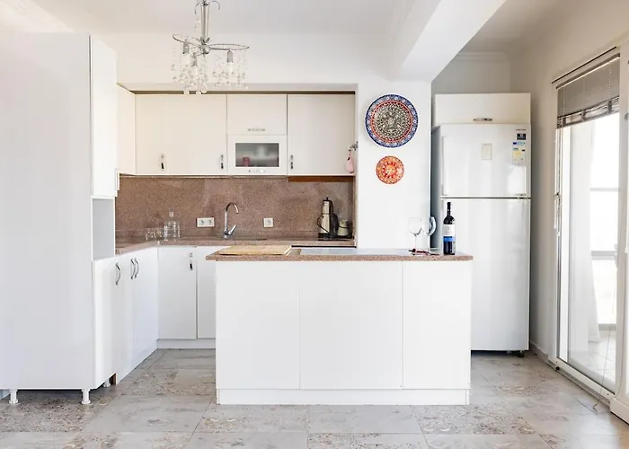 Stunning Sea View Duplex Apartment In Gundogan