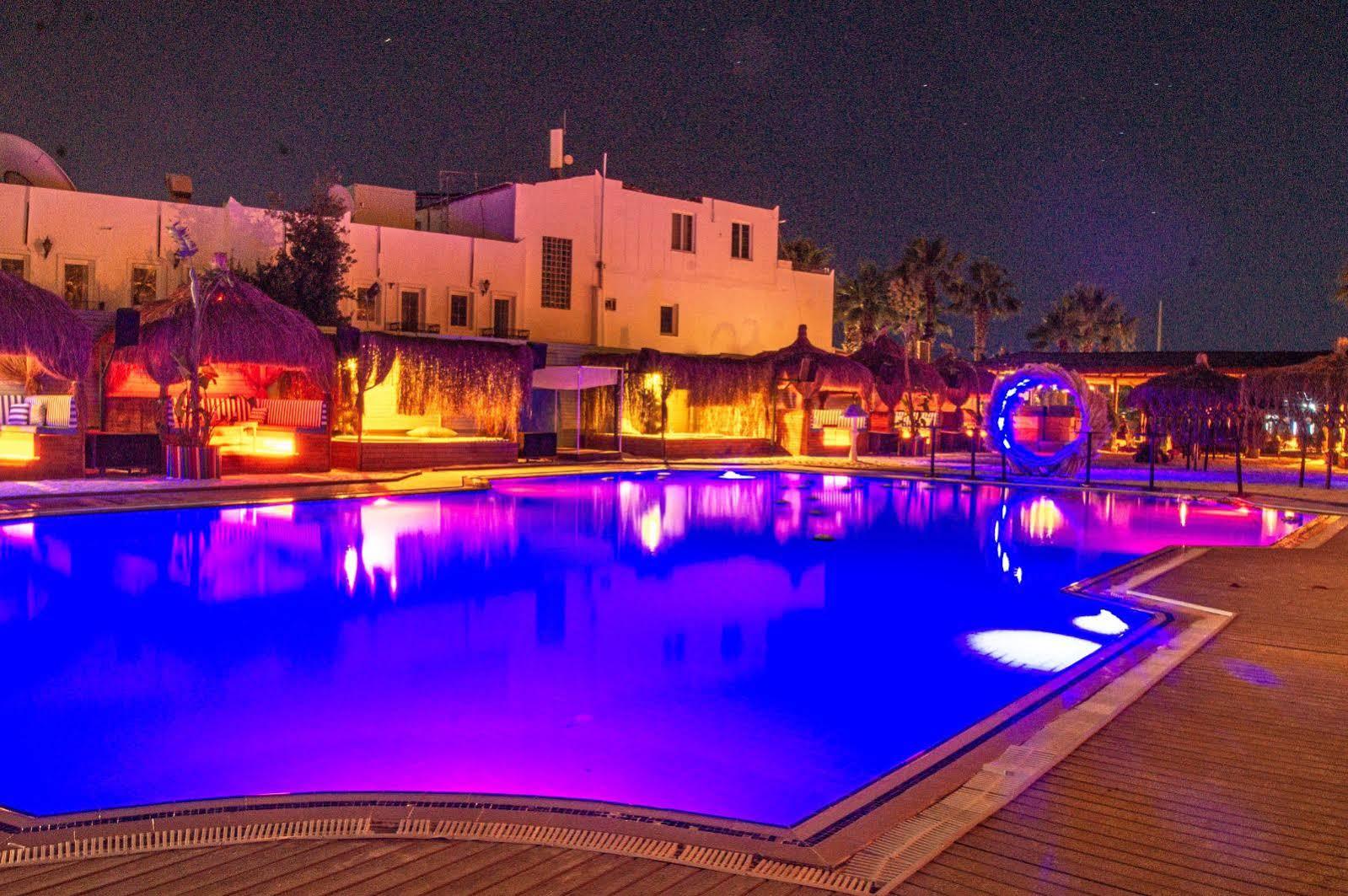 Dream Palace Hotel 3*