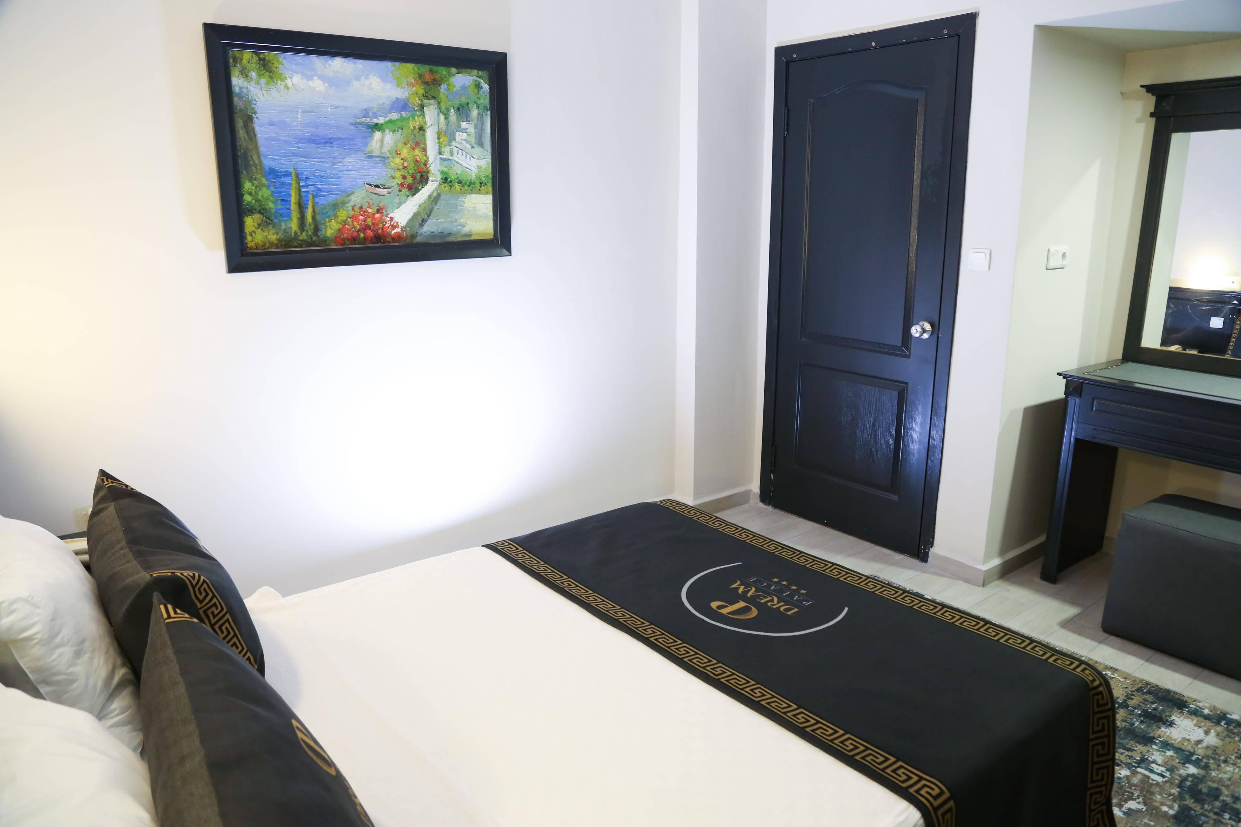 Hotel Dream Palace