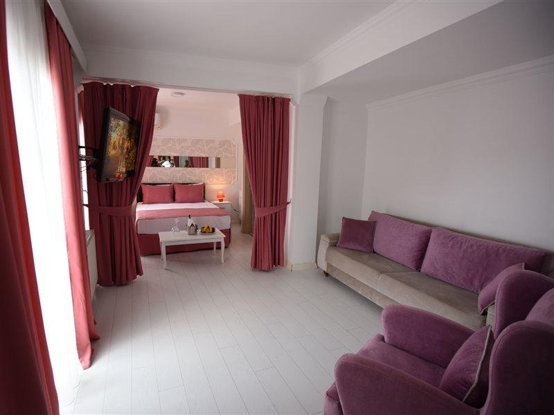 Bumerang Otel 2*