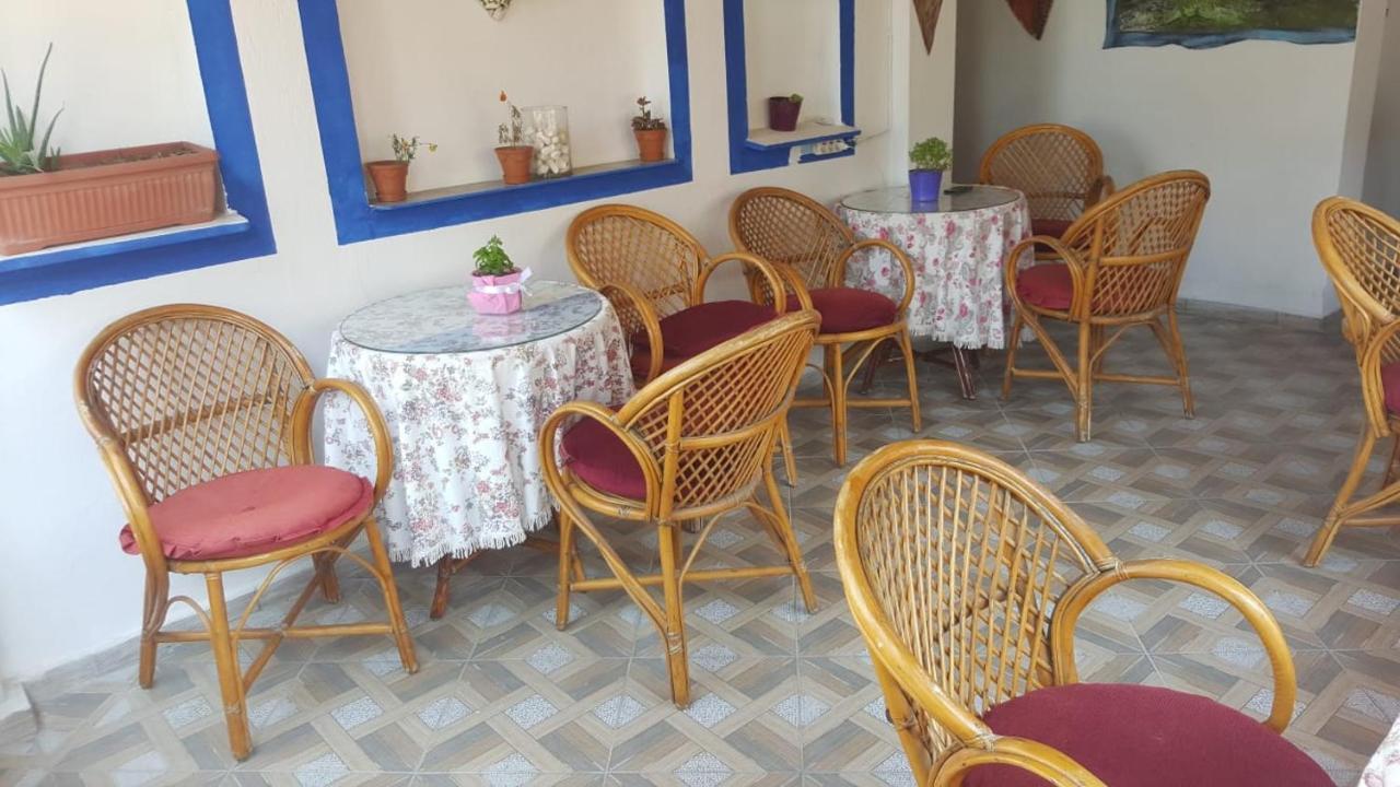 Goekmavi Guest house