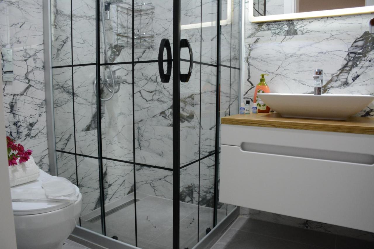 Hotel Manolya *