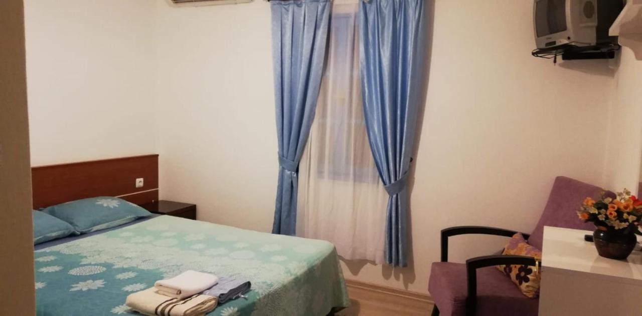Goekmavi Guest house *