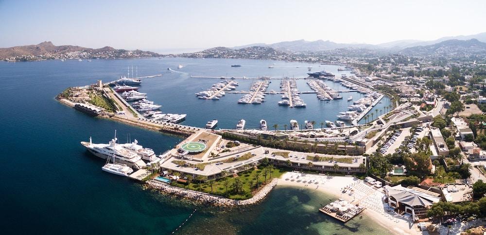 Yalikavak Marina *