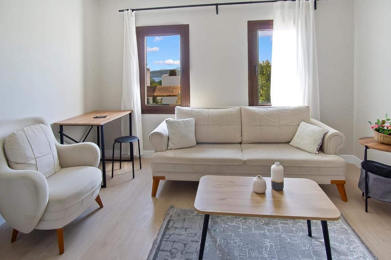 Apartment Dolphin Residences Taflan 2 *