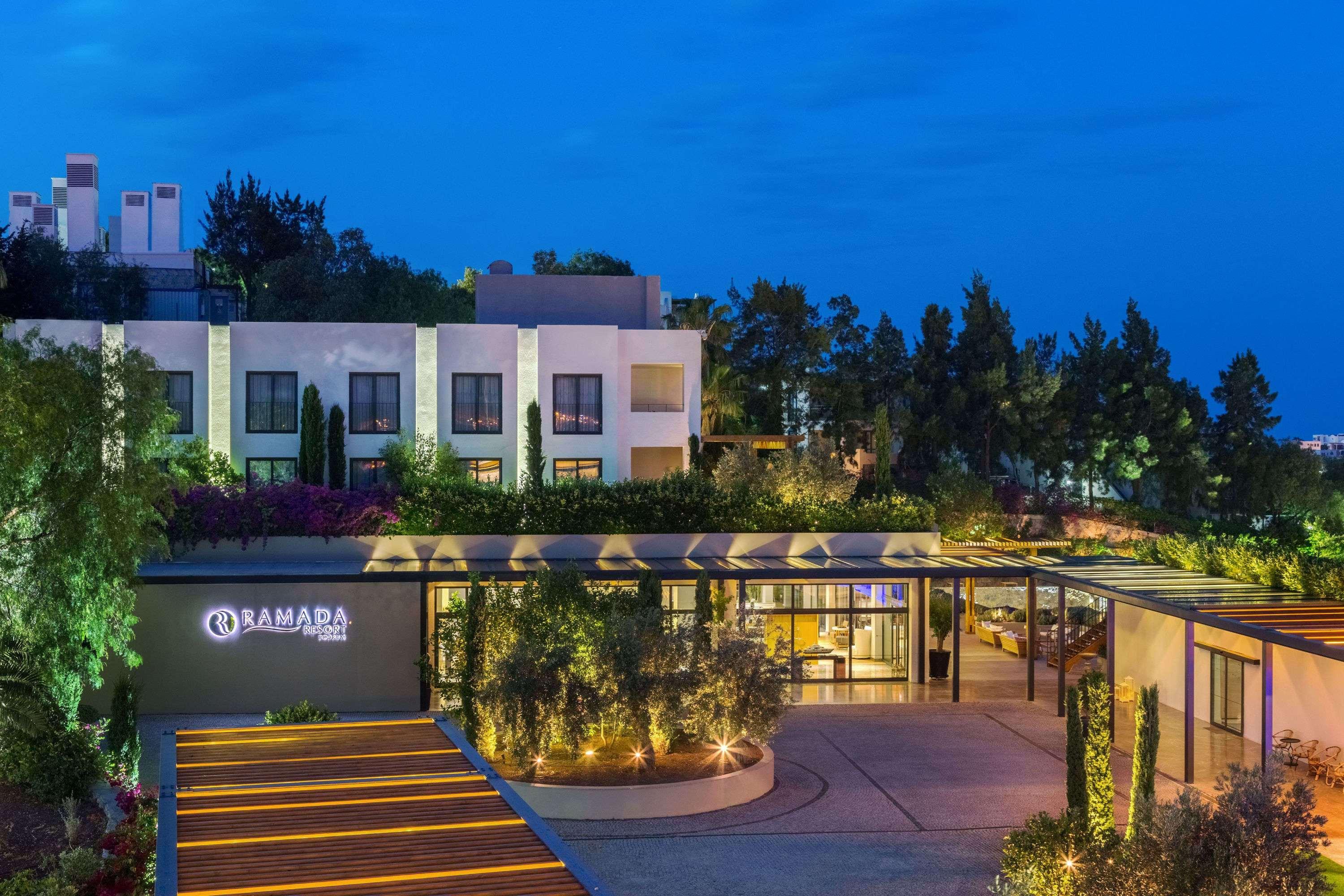 Ramada By Wyndham Bodrum Otel 5*