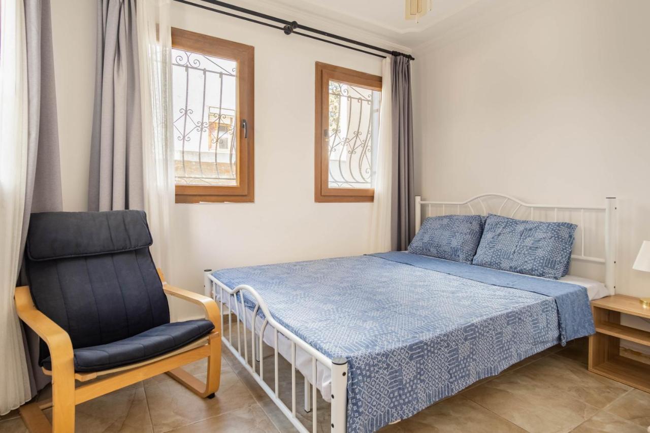 Stone House, 2br, Cozy, Spacy, Terrace, Fast Wifi, Parking Pousada