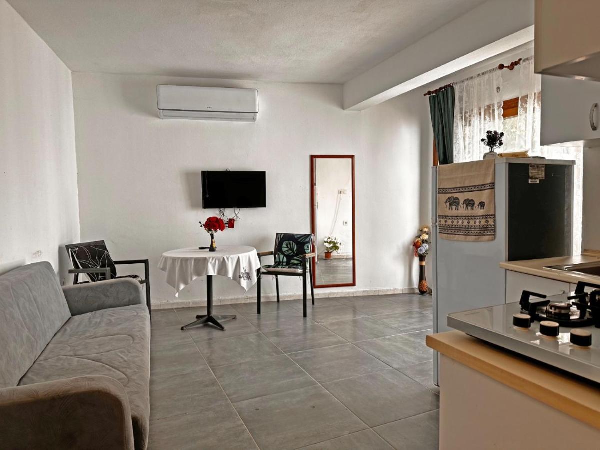 Aparthotel Umayra *