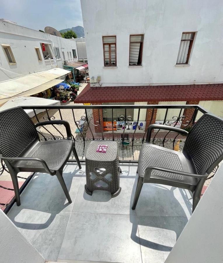 Apartment Bodrum-turgutreis Merkezde Plaja 50 Metre Uzaklikta 1 Ve 2 Numarali Daireler