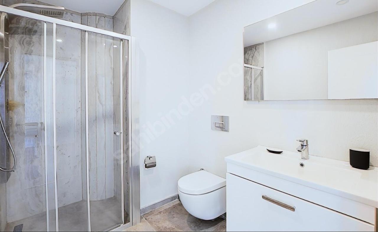 Luxury In Marina With Pool Apartment *