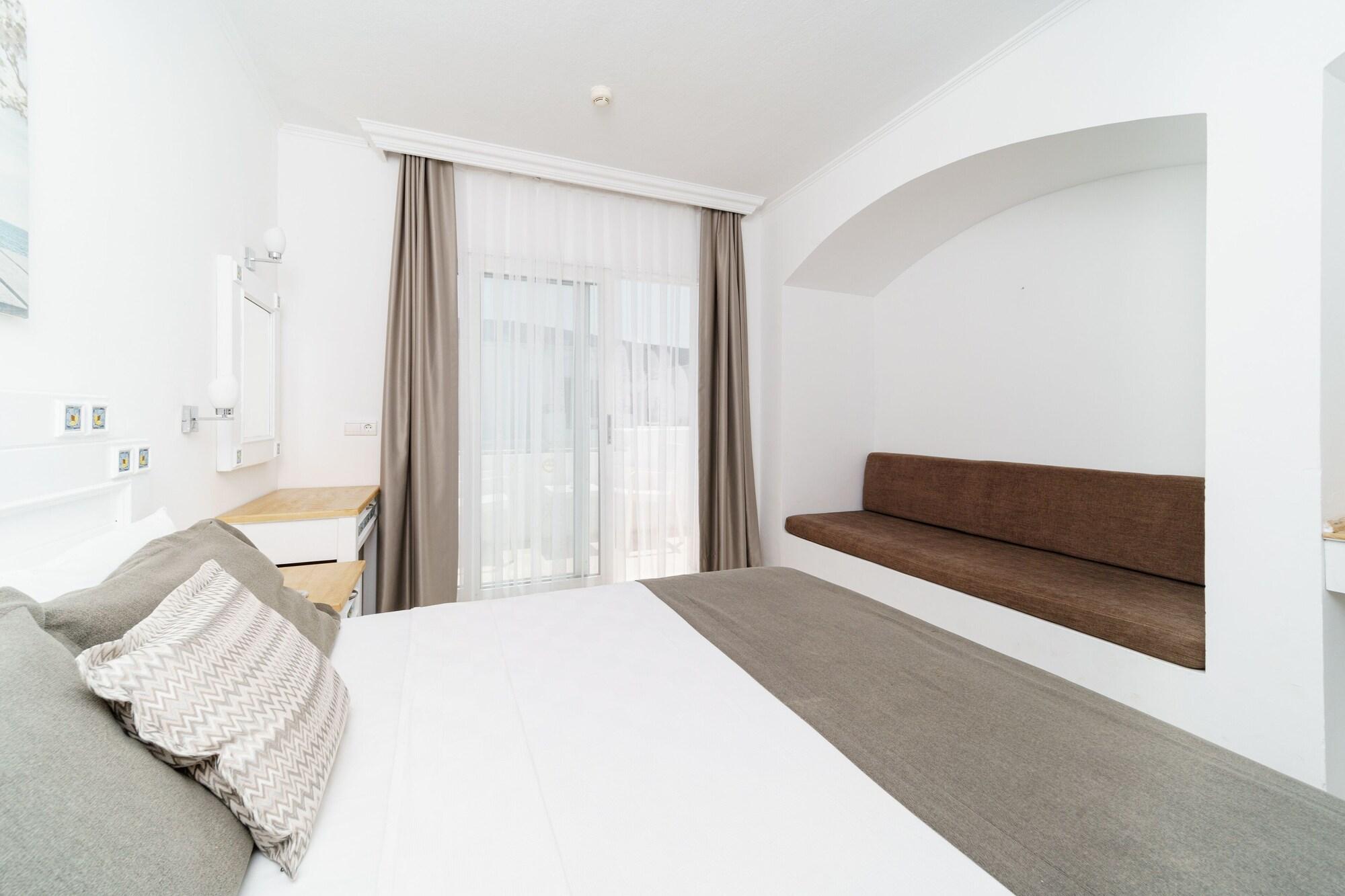 Costa Sariyaz Otel 3*
