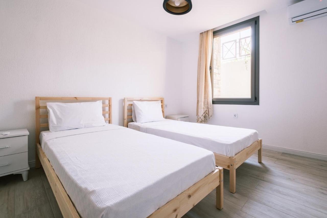 Appartement Comfy Flat W Patio 3 Min To Beach In *