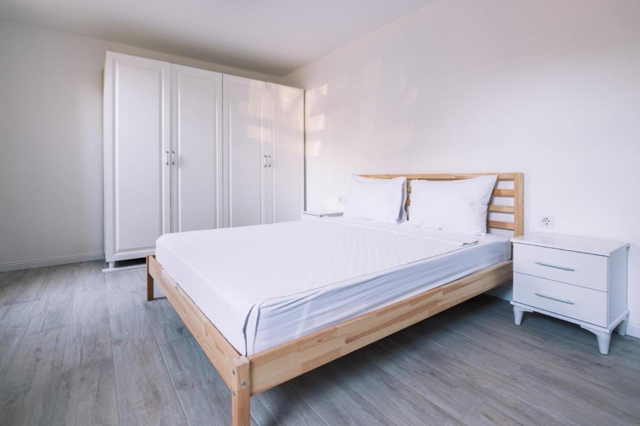 Appartement Comfy Flat W Patio 3 Min To Beach In *