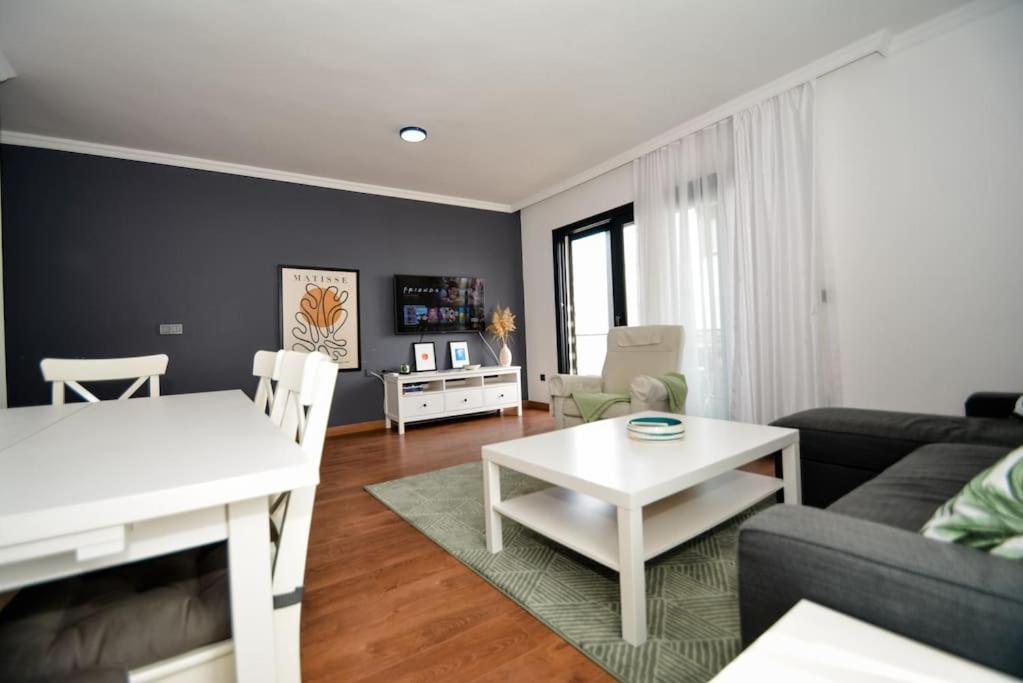 300m To 2 Bedroom Upstairs Flat With Pool - Yeni Duenya A2 Appartement Bodrum