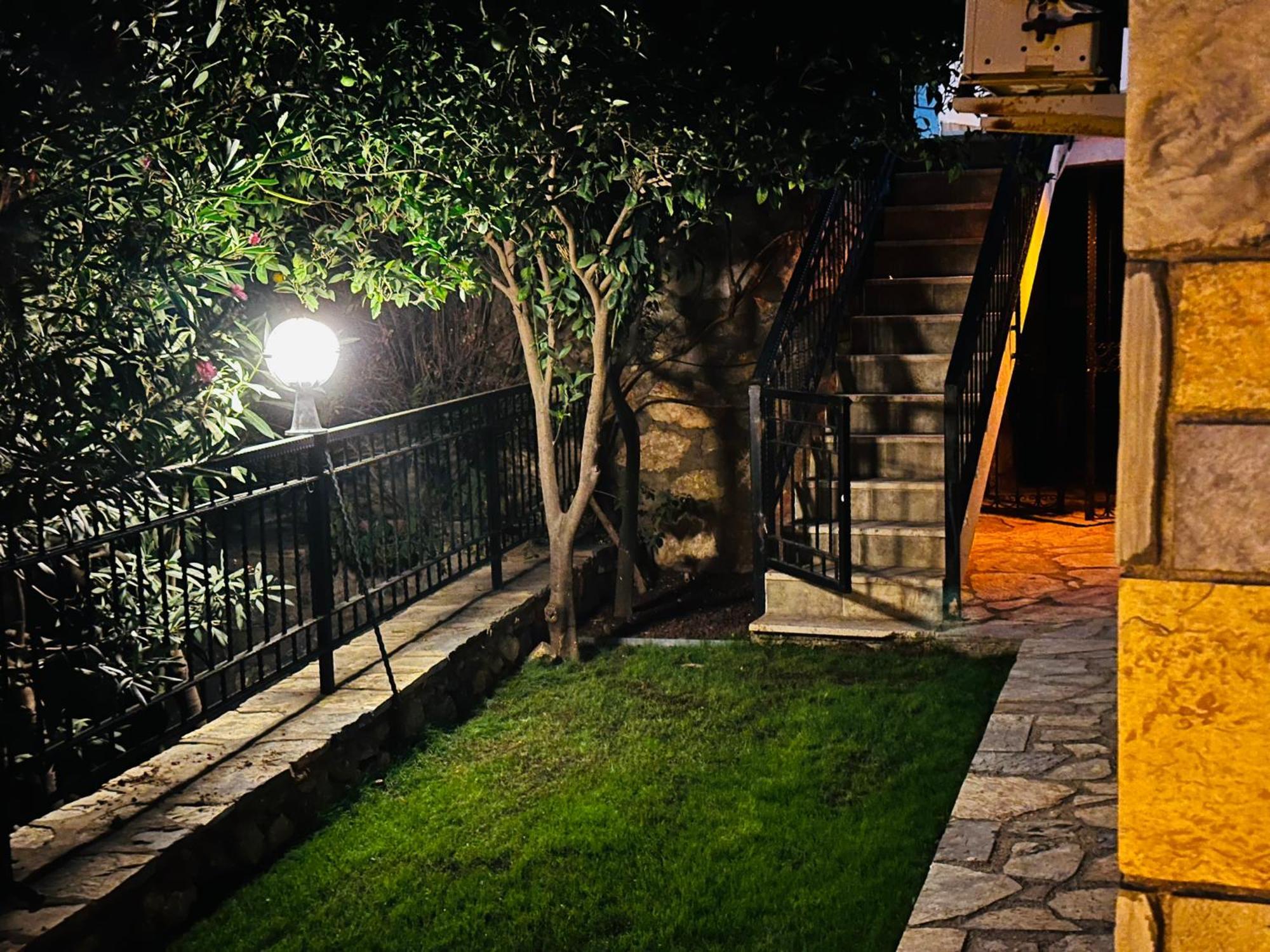 Villa Deniz Manzarali Tas *