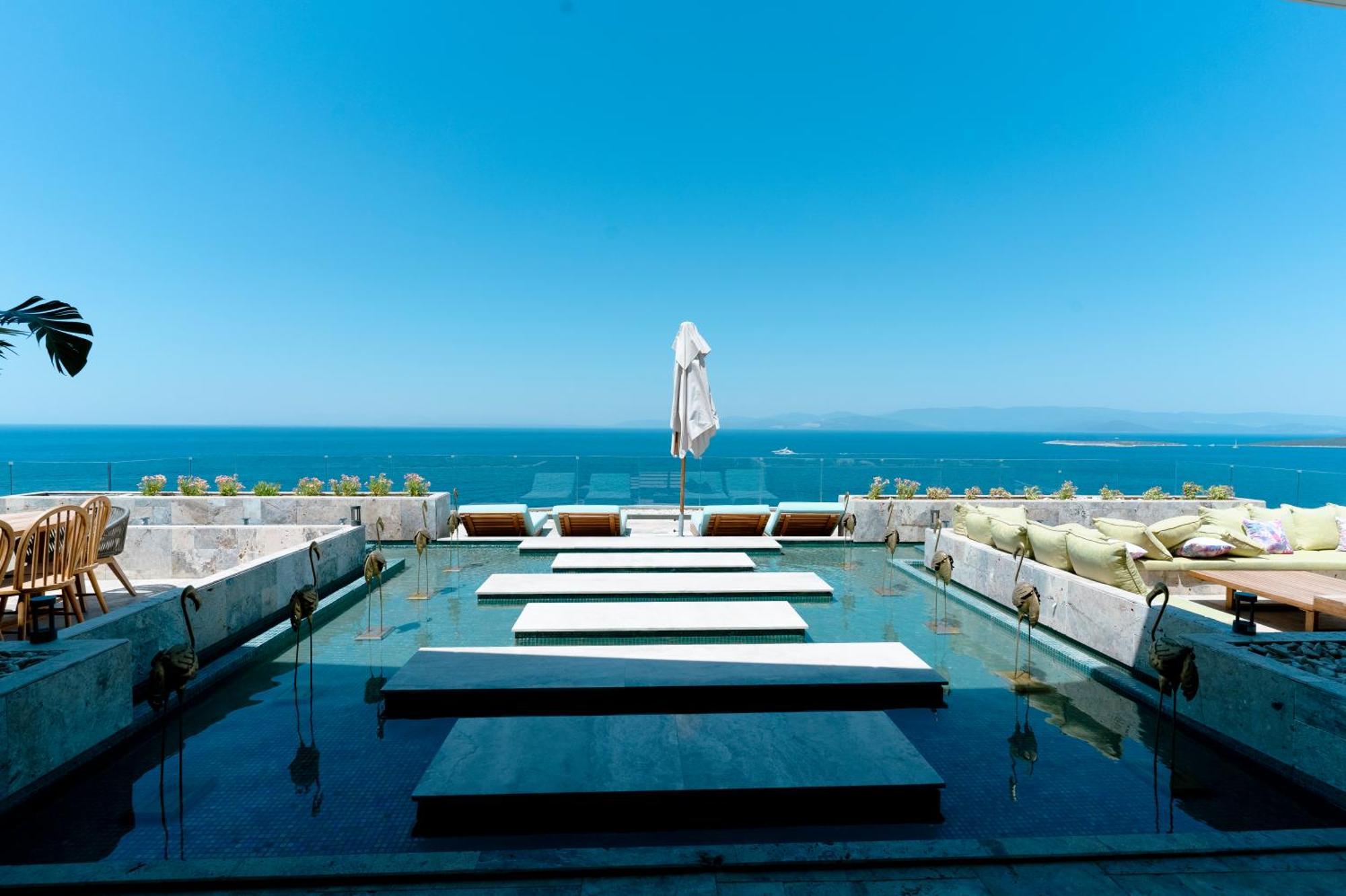 Swissotel Living Hotel 5*