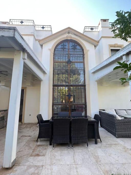 Dilayla Villa *