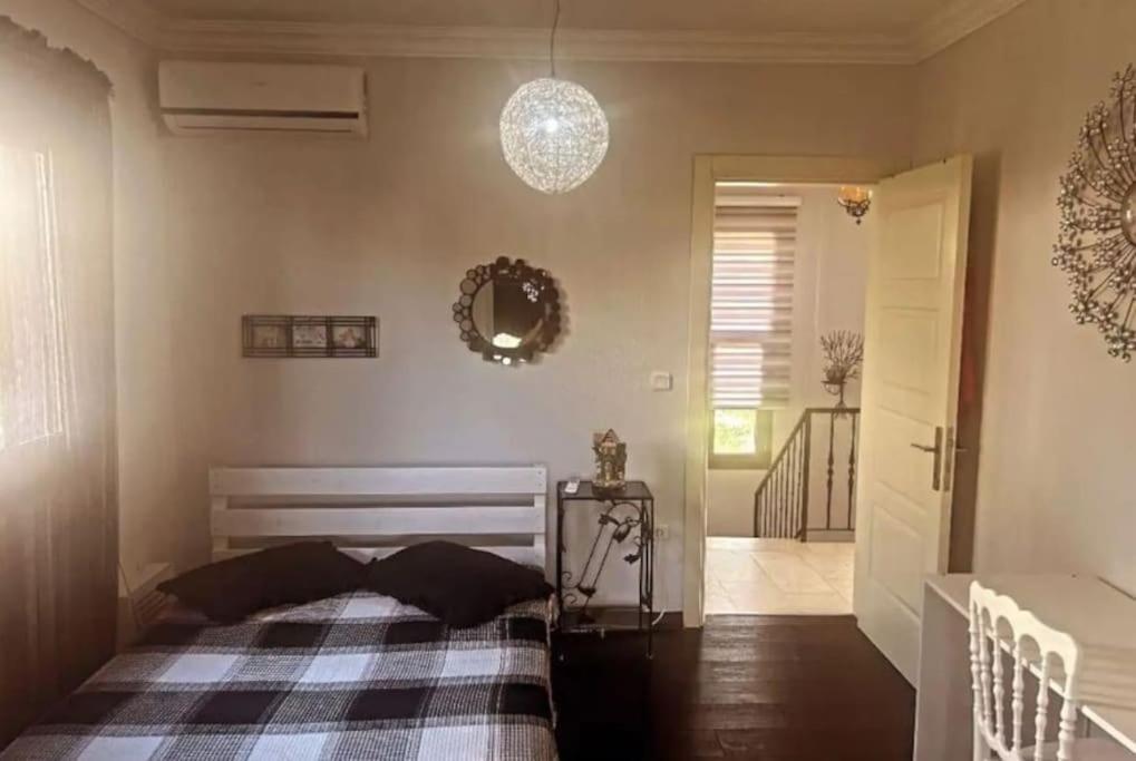 Villa Memories Guemuesluek'te Oezel Havuzlu *