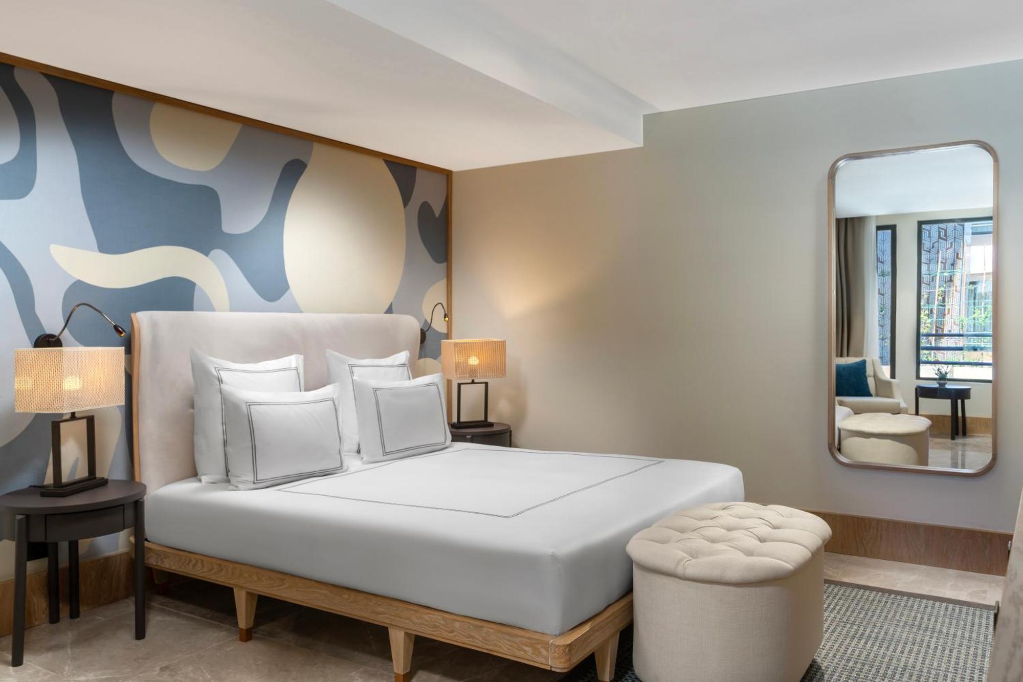 Swissotel Living 5*