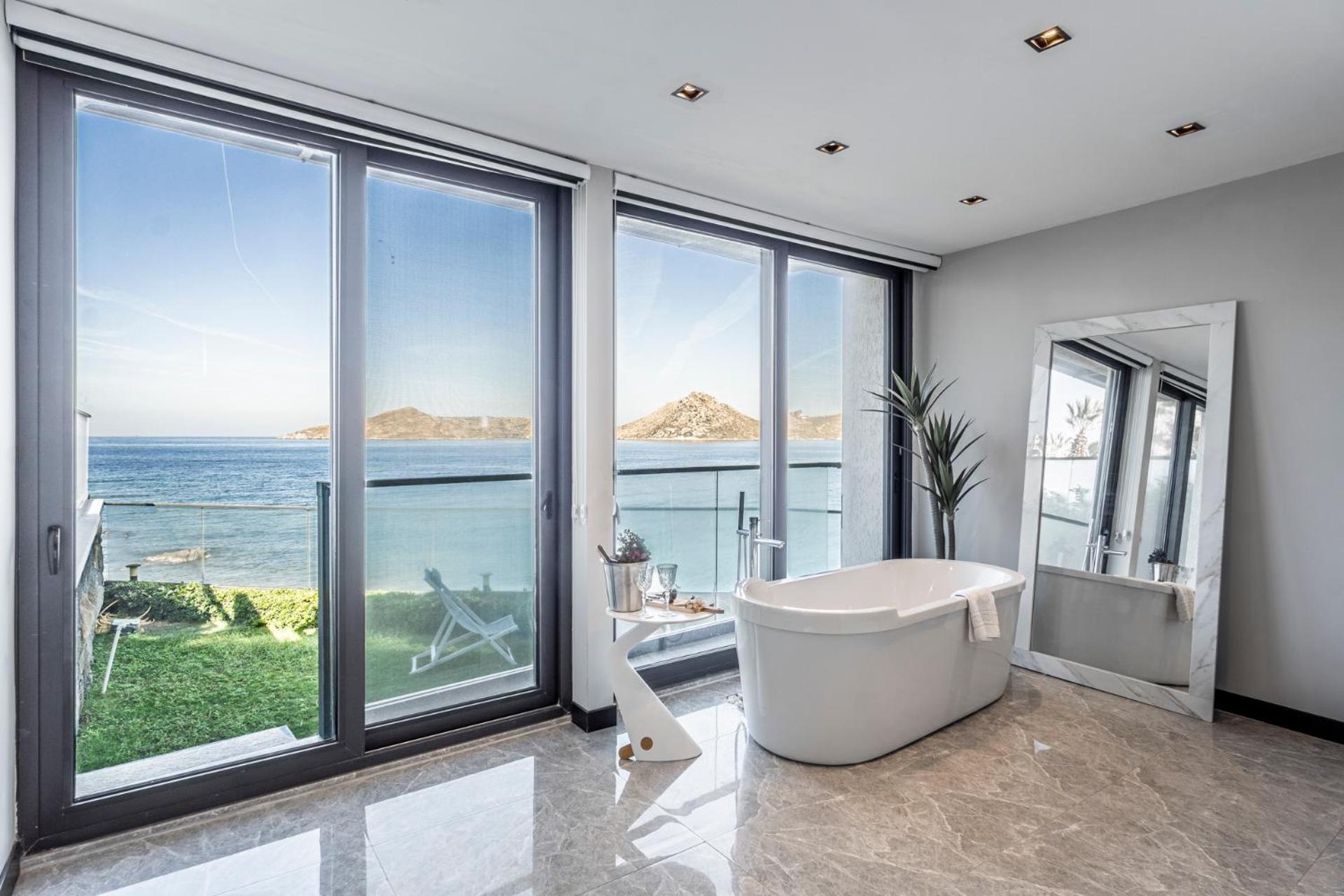 Cimentepe Deluxe 1 - With Pool & Close To Yalikavak Marina Villa Bodrum
