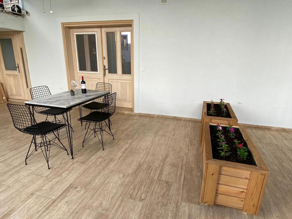 Merkezde Denize 50 Adim A Bodrum
