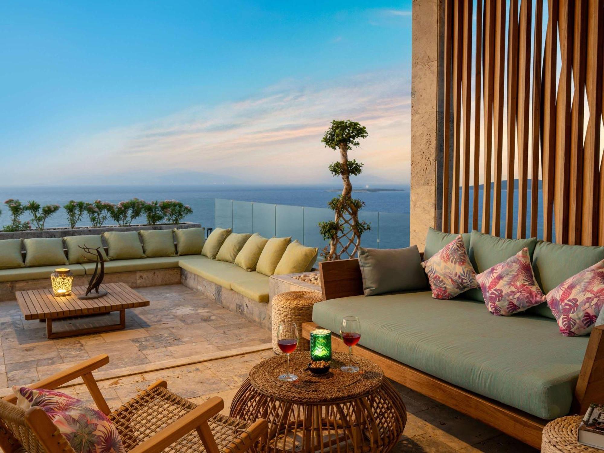Swissotel Living Hotel