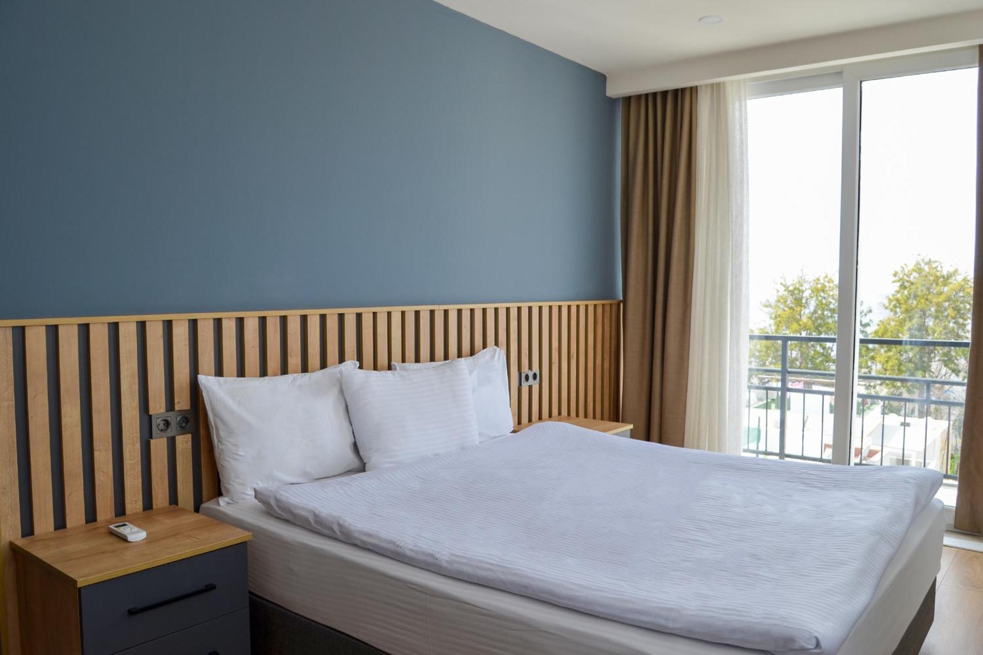 Loca Centre Apartment