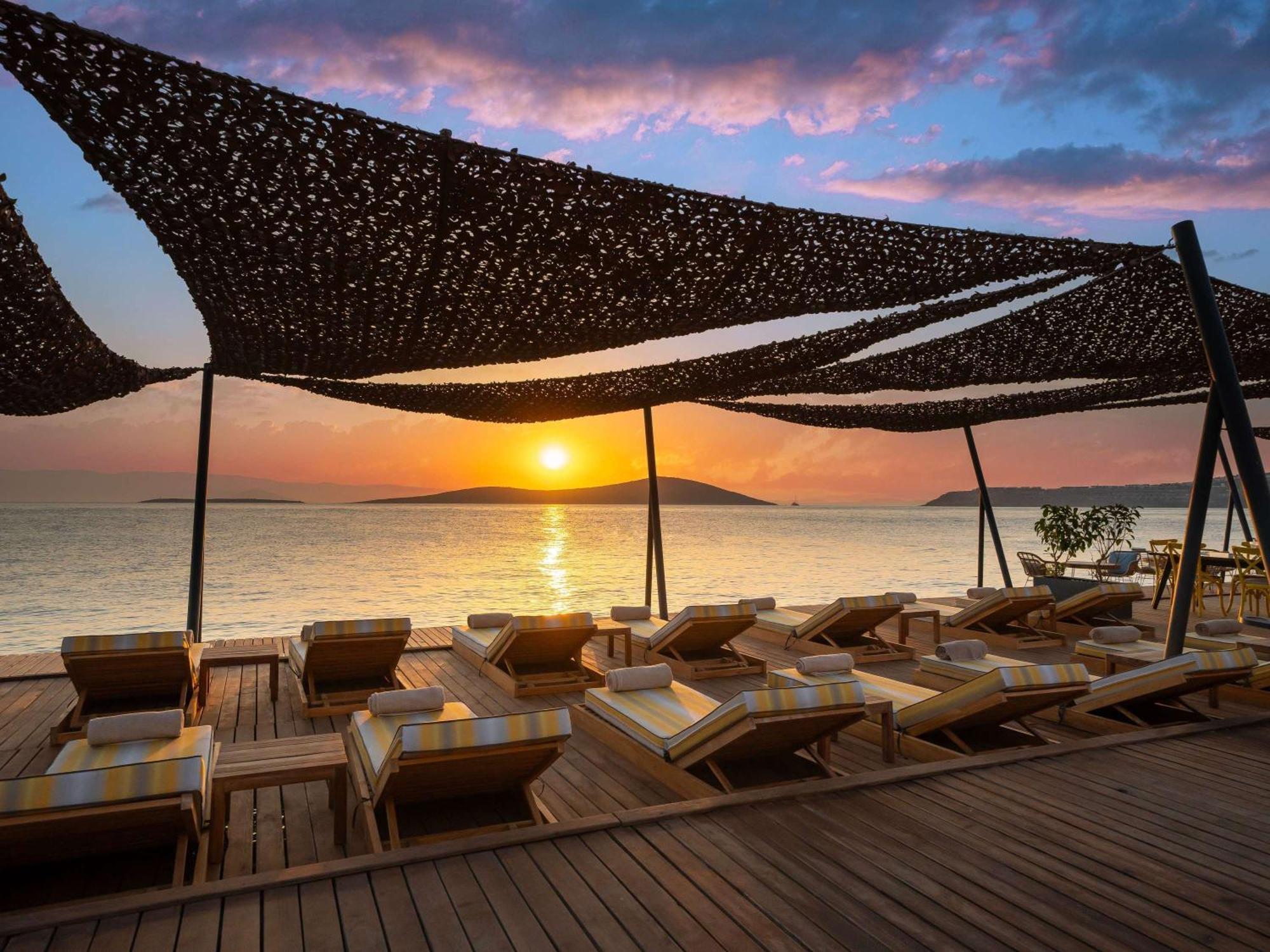 Hotel Swissotel Living 5*