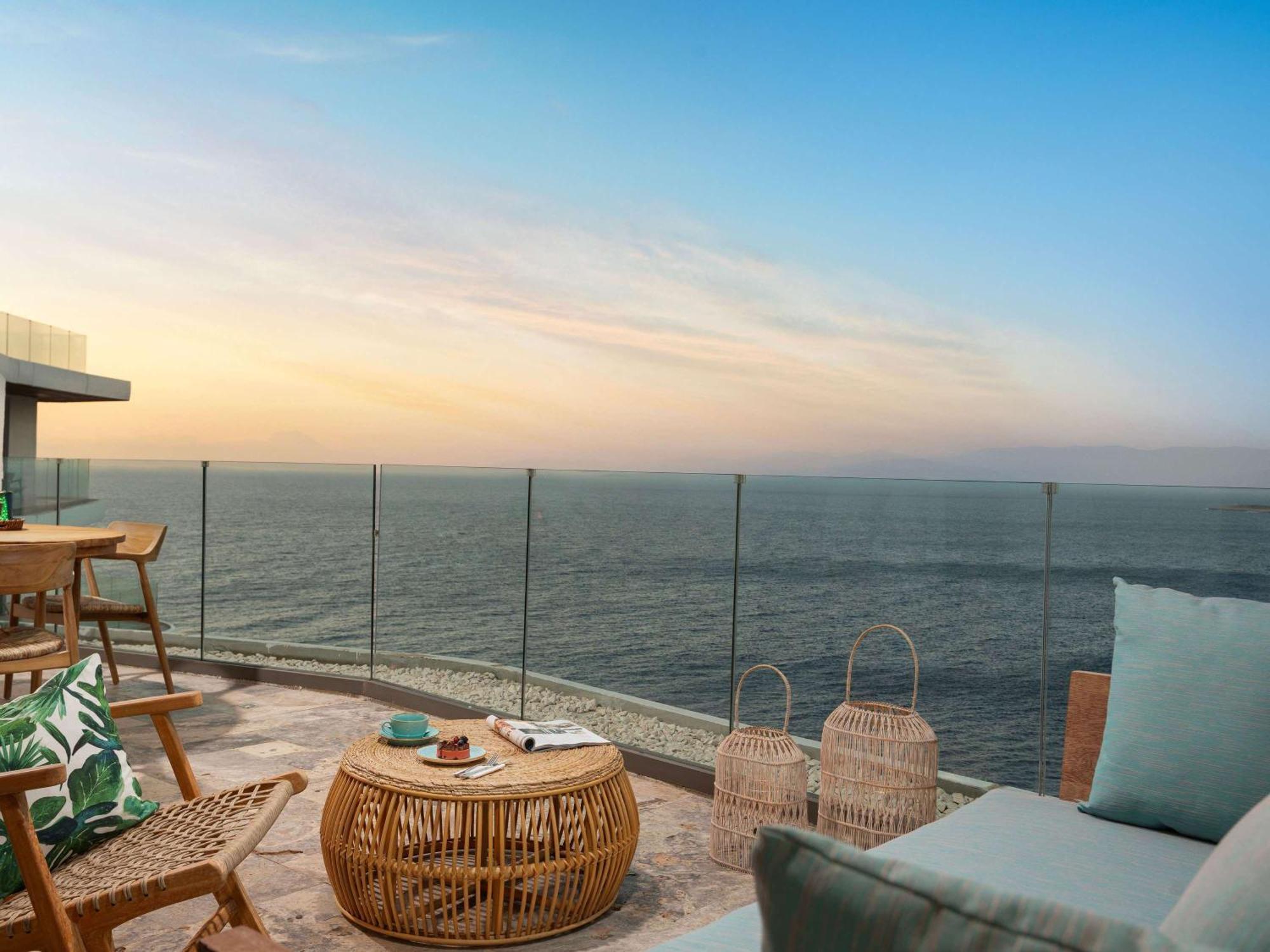 Swissotel Living 5*