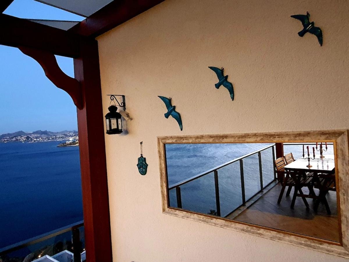 Villa Duplex With Spectacular Sea View In Yalikavak *
