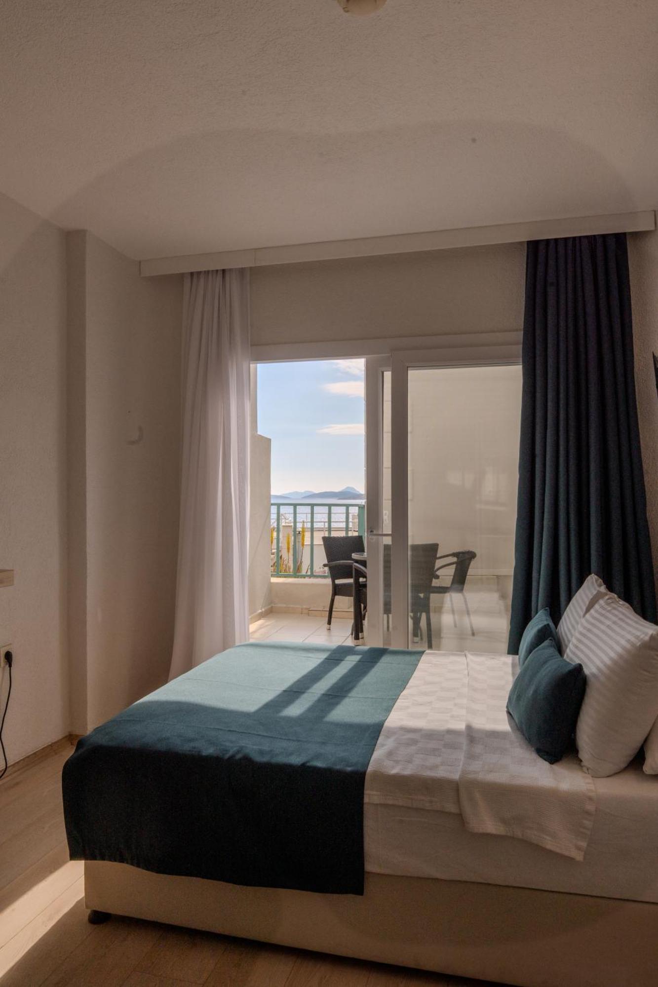 Mia Hill Otel