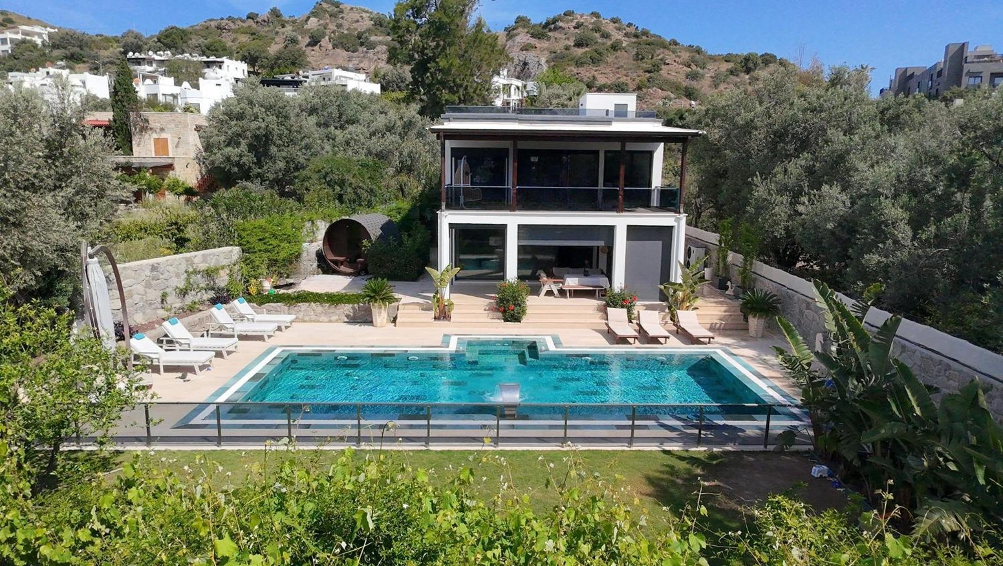 Sea View In Upscale Yalikavak Villa Bodrum