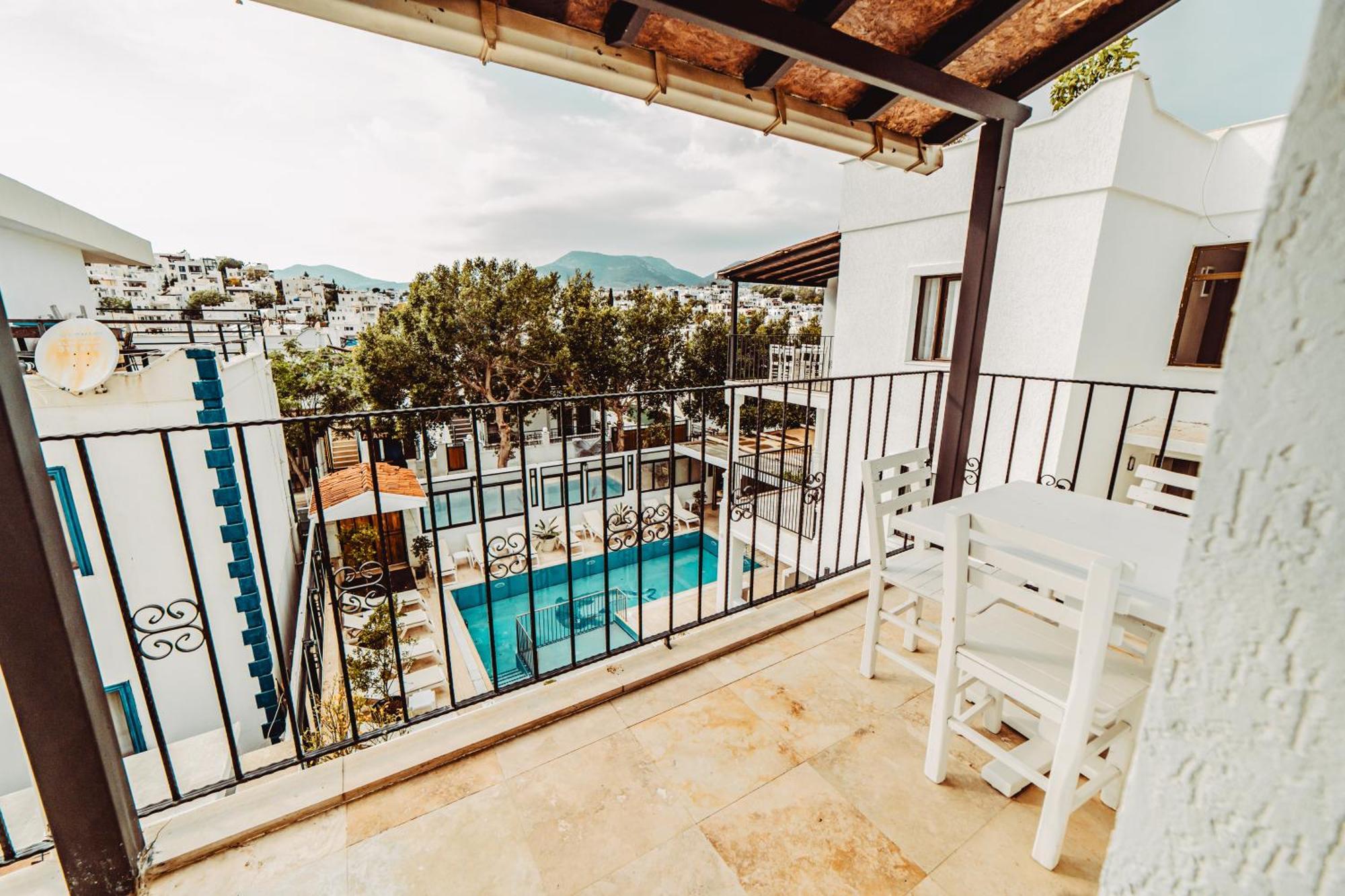 The Lume Boutique & Restaurant & Hotel *